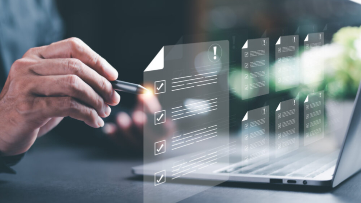 Digitales Vertragsmanagement mit AI-gestützter Automatisierung